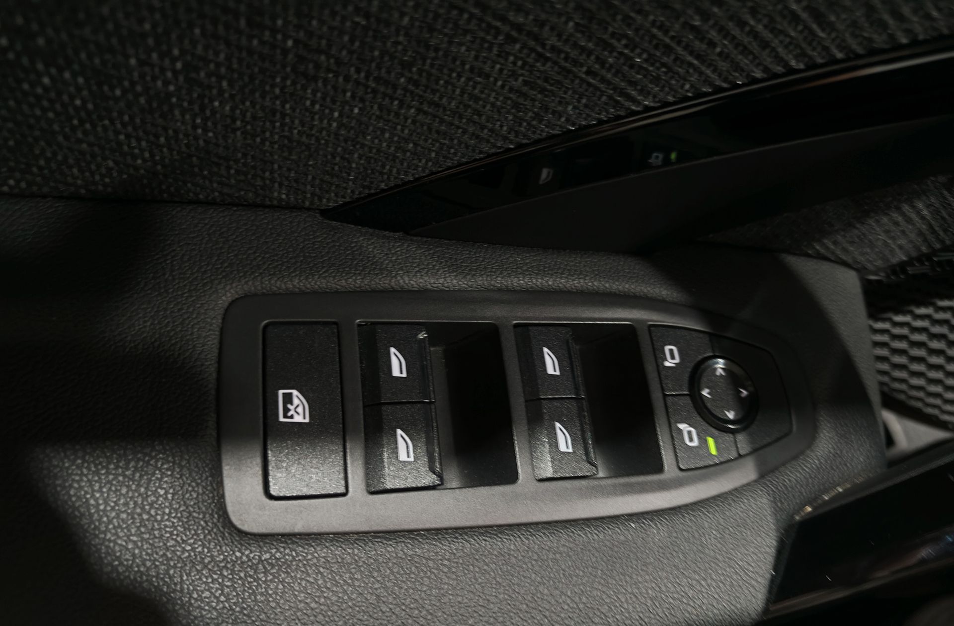 BMW X1 sDrive18i - foto 32