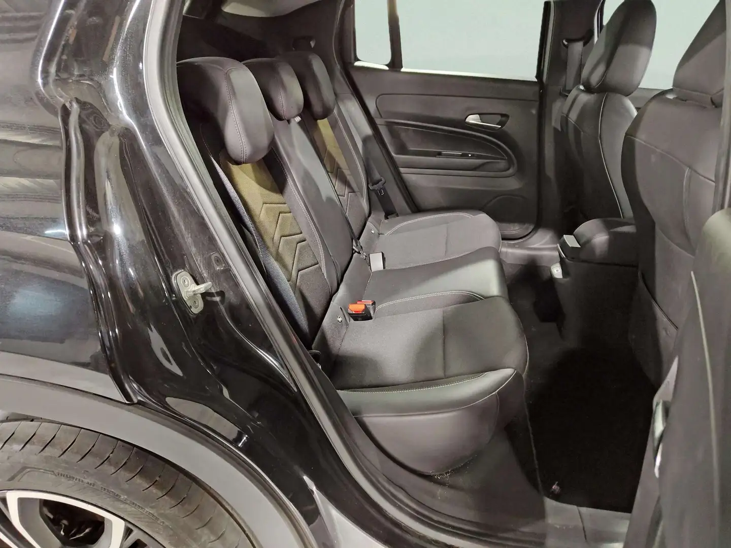 Foto Jeep Avenger Jeep Avenger 1.2 G Summit (100 CV)