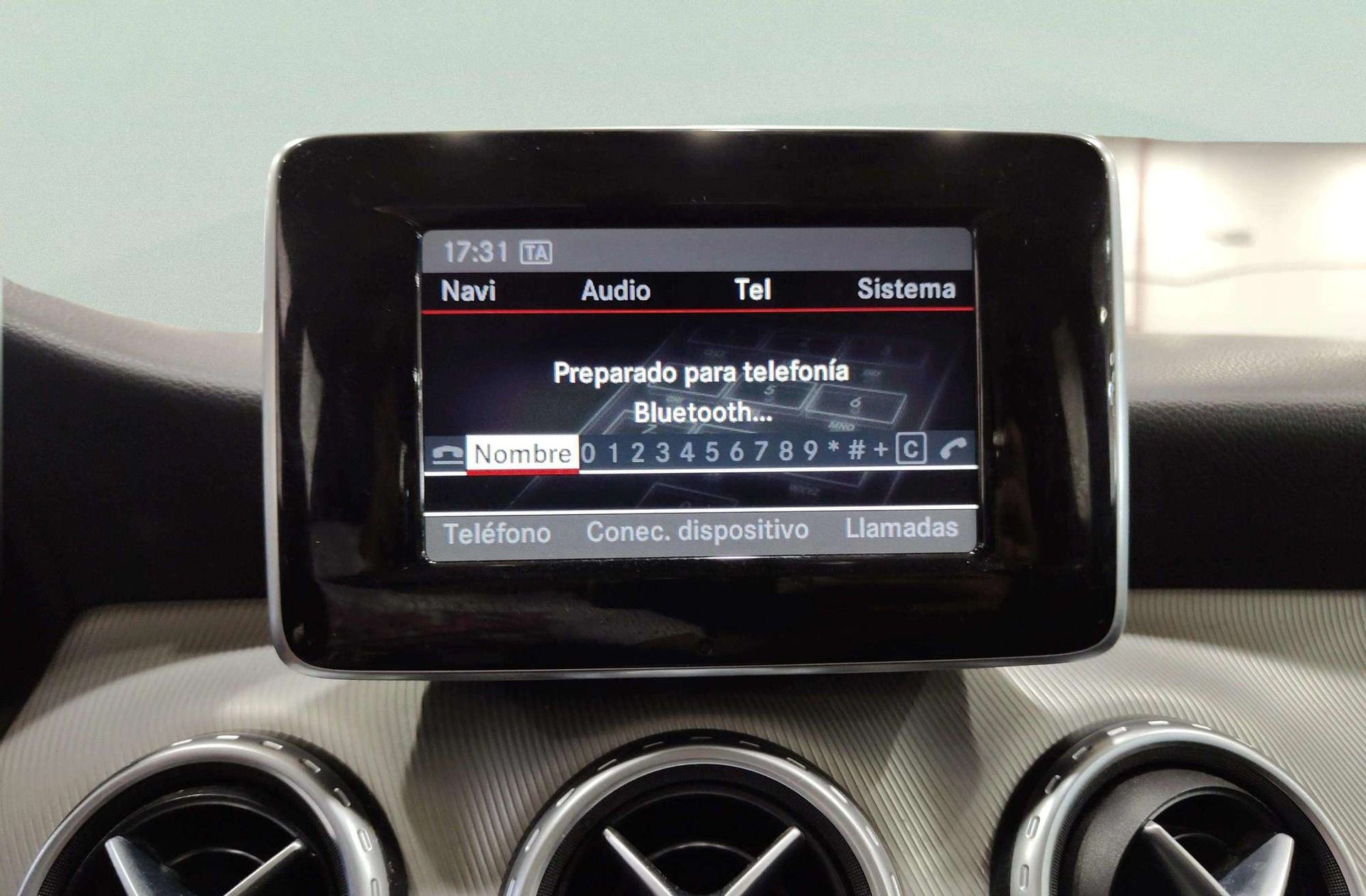 Mercedes-Benz GLA 200 CDI AMG Line - foto 25