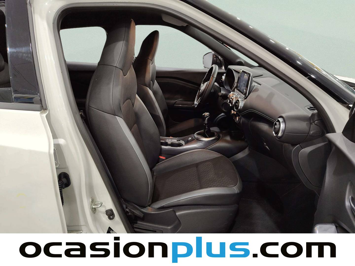 Foto Nissan JUKE Nissan Juke DIG-T 114 N-Design 4X2 (114 CV)