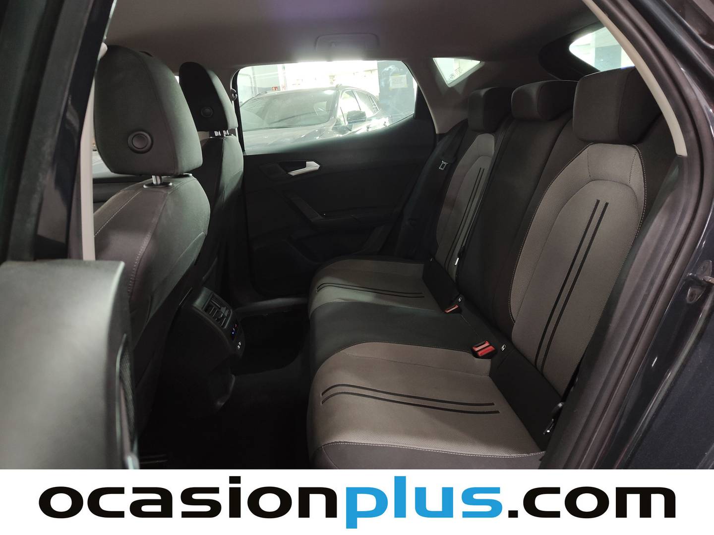 Foto delantera Seat León Seat León 1.0 TSI S&S Style Go (110 CV) derecha