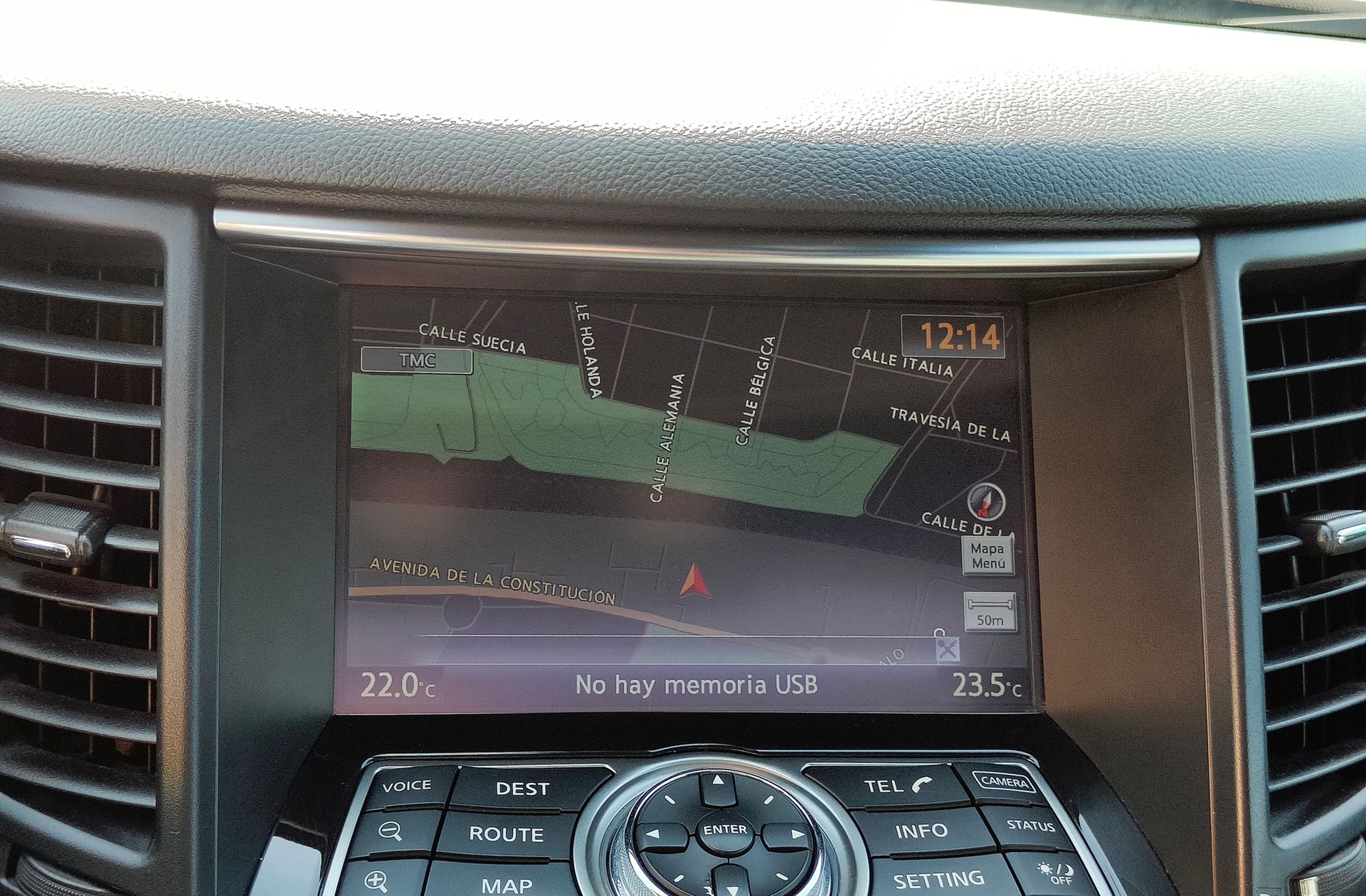 Infiniti QX70 3.0 D S Premium - foto 8