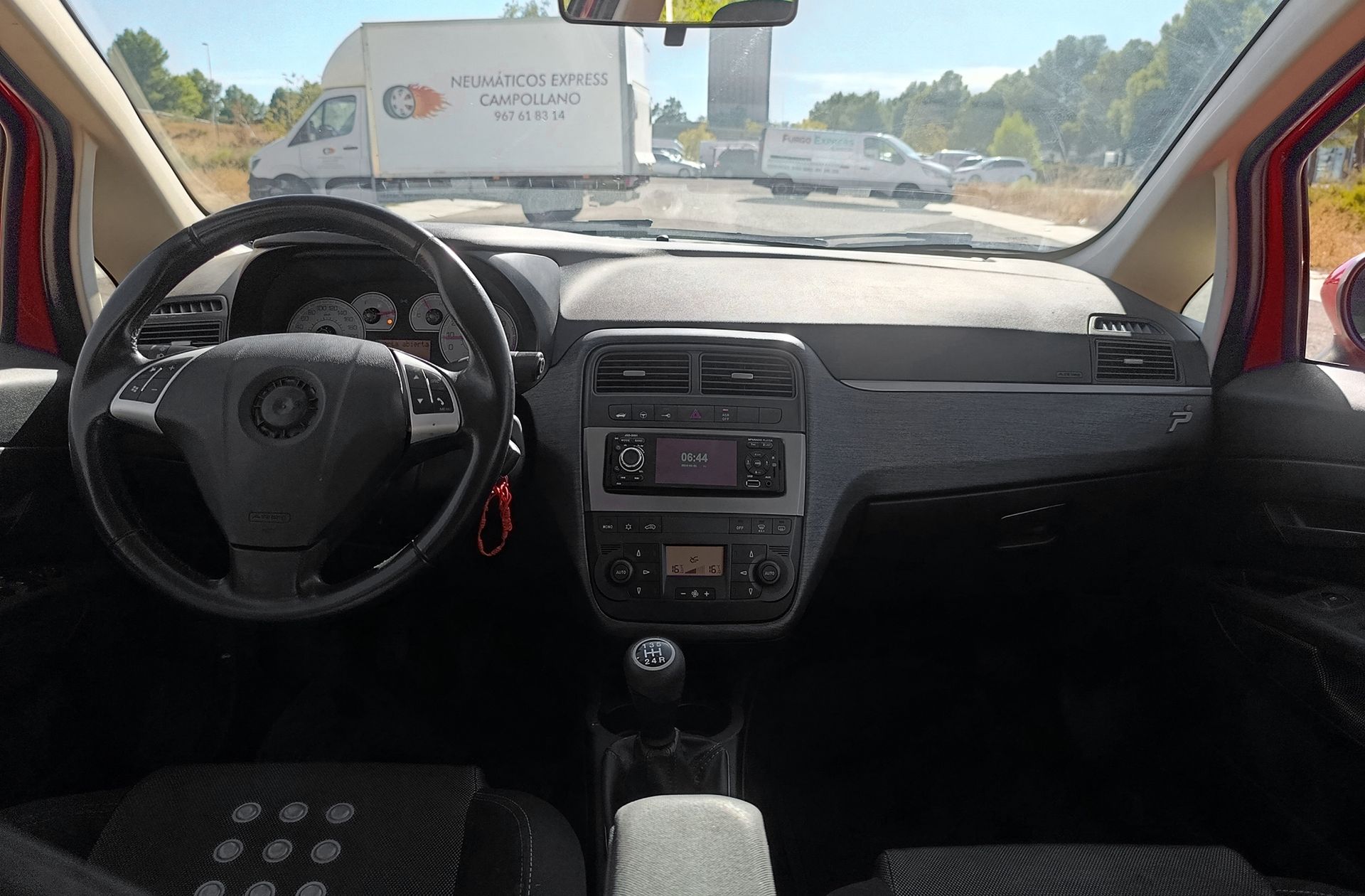 Fiat Punto 1.4 T-Jet Sport - foto 6