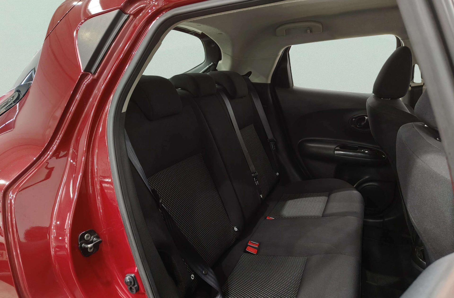 Nissan Juke 1.6 Visia 4x2 - foto 14