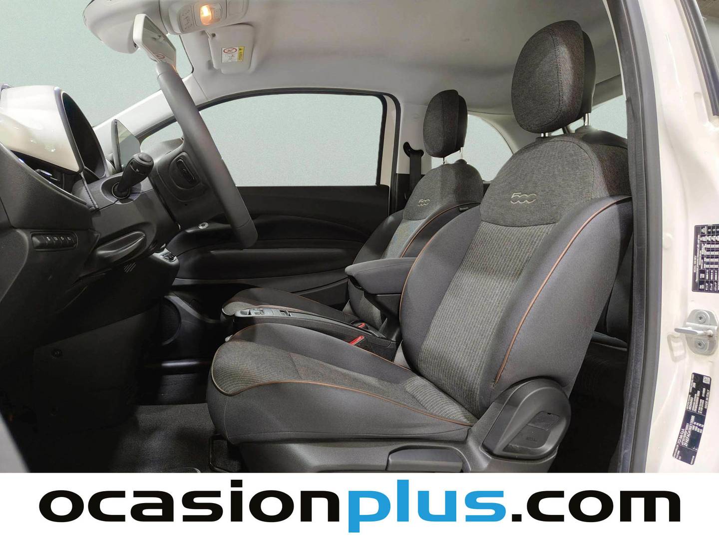 Foto asientos delanteros Fiat 500 Fiat 500 Electrico Icon Hb 320km (118 CV)