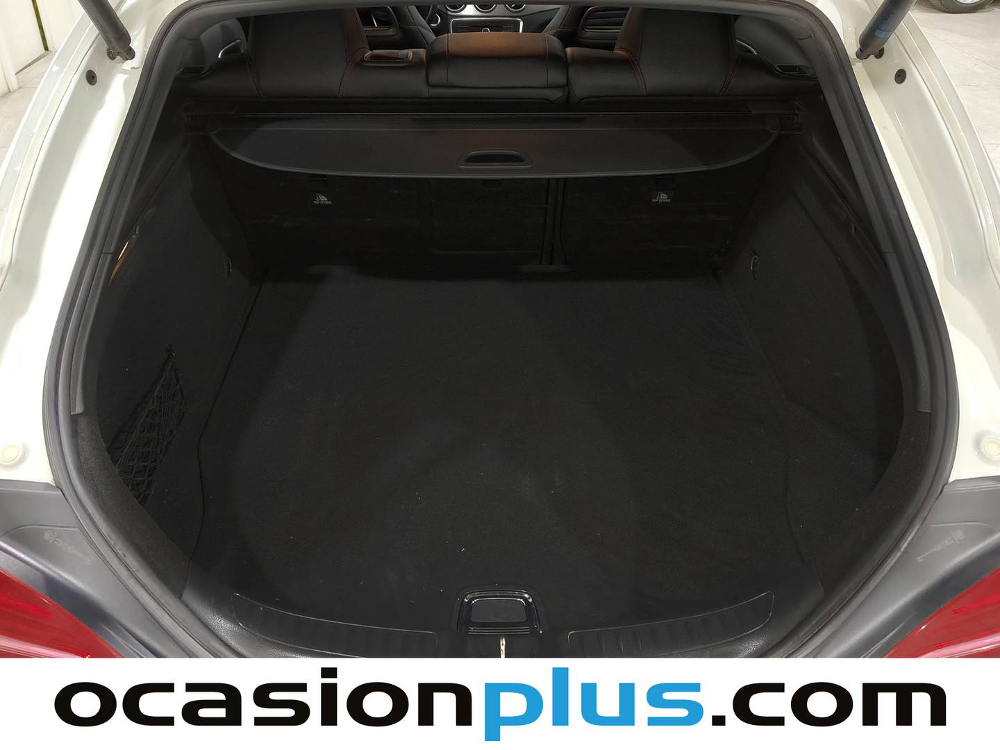 Foto Mercedes CLA Mercedes-Benz CLA Shooting Brake CLA 200 d (136 CV) Pack AMG