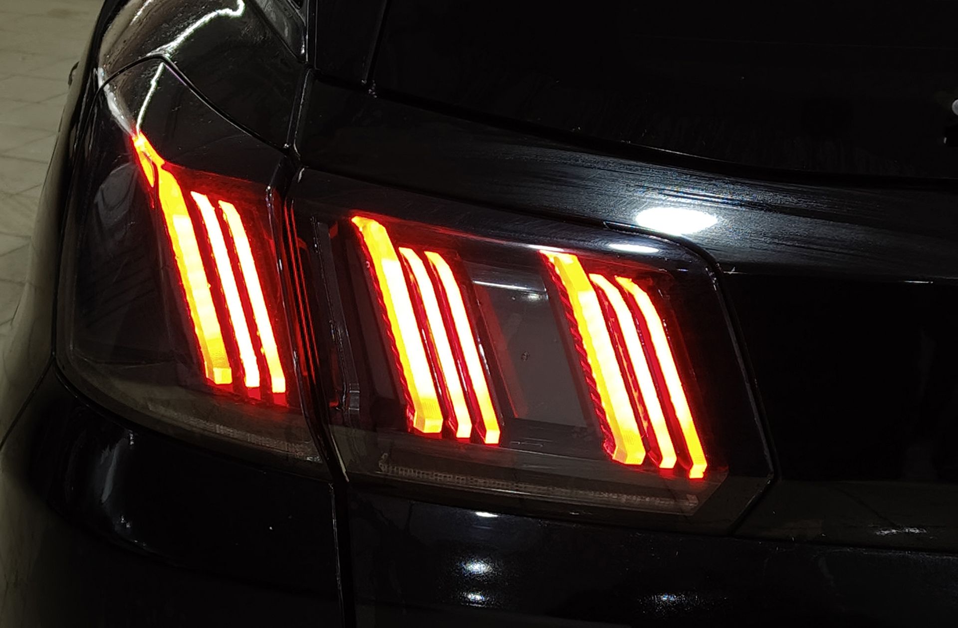Peugeot 3008 300 Allure Pack e-EAT8 - foto 15