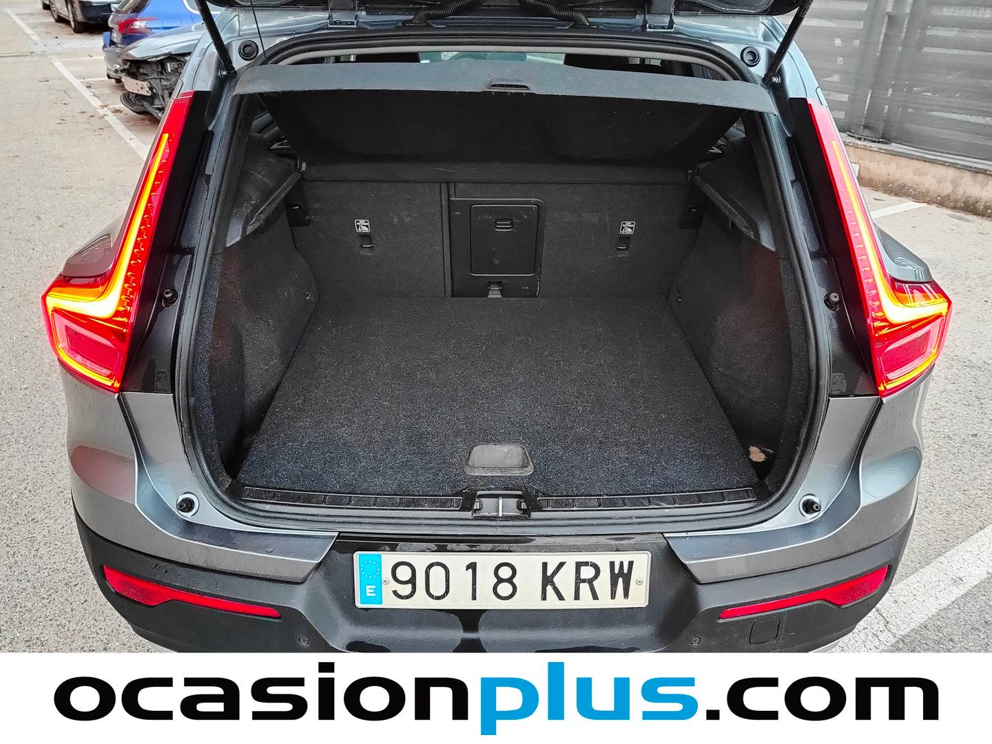 Foto Volvo XC40 Volvo XC40 D3 Momentum Auto (150 CV)