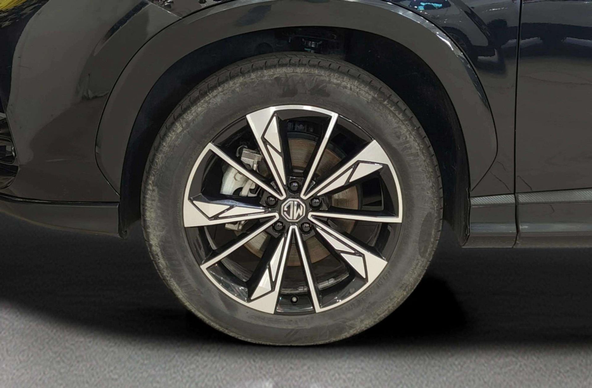 MG HS 1.5T Comfort DCT - foto 34