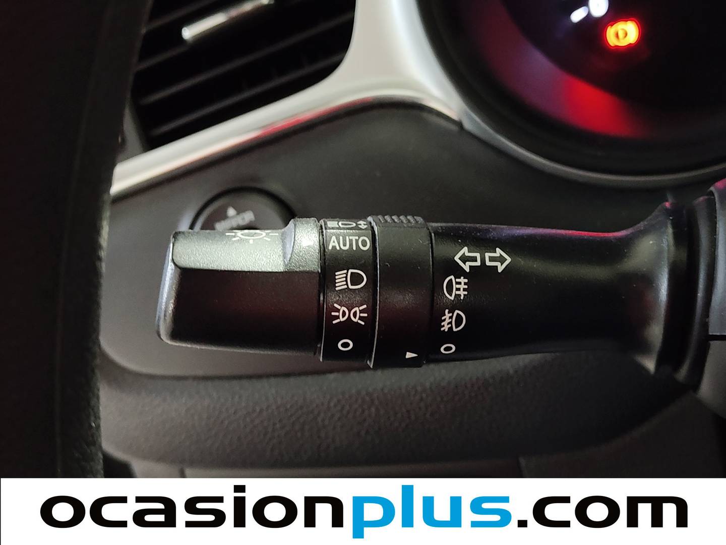 Extras y acabados del KIA Ceed KIA Ceed 1.4 CRDi WGT Business (90 CV)