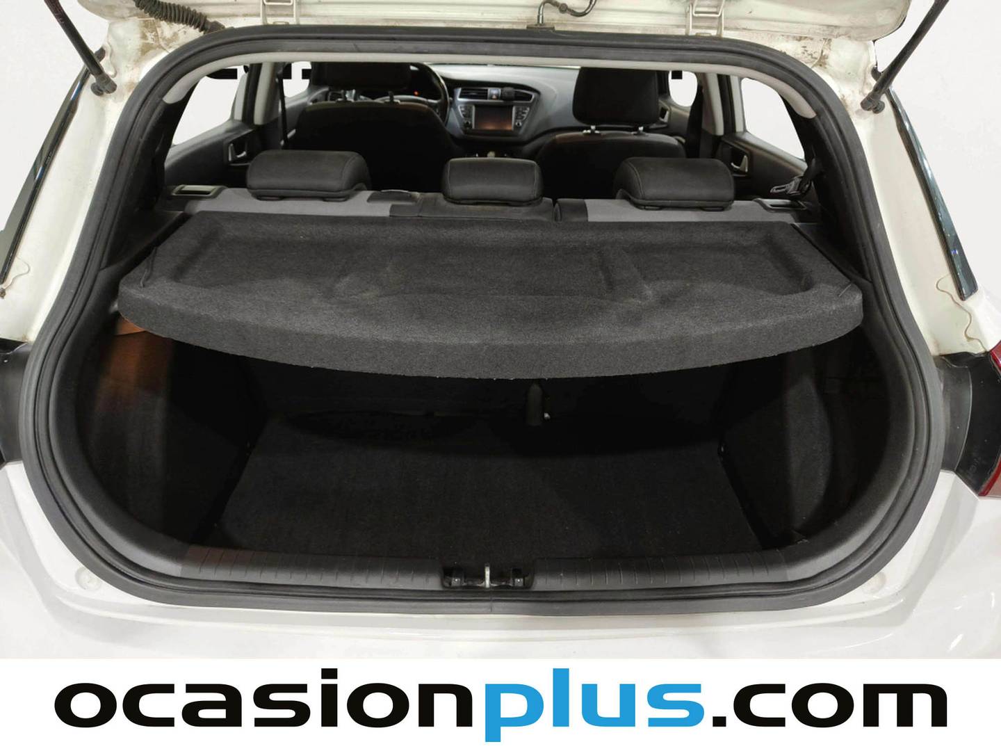 Fotos maletero Hyundai i20 Hyundai i20 1.2 MPI Essence LE (75 CV)