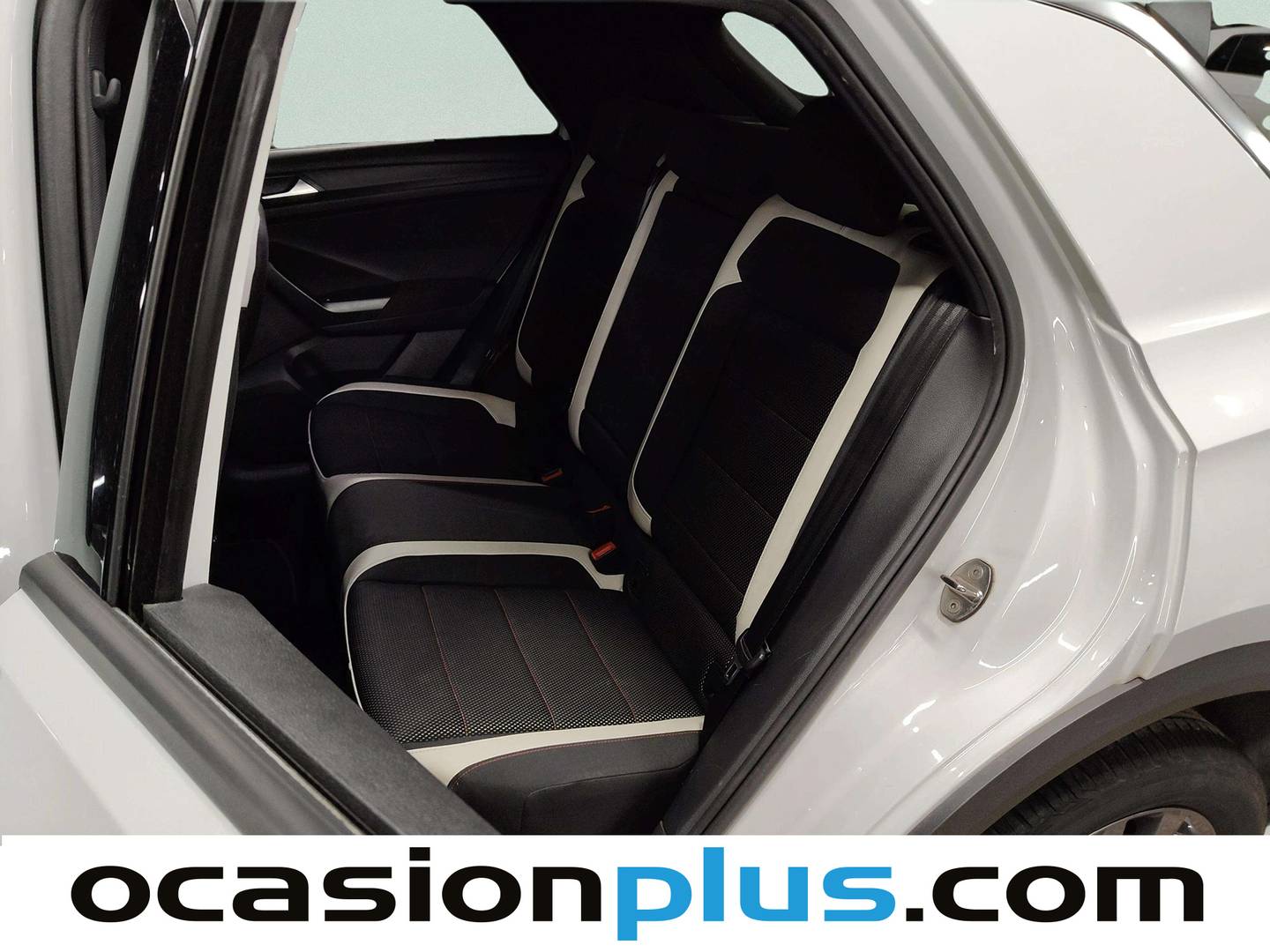 Foto asientos traseros Volkswagen T-Roc Volkswagen T-Roc Sport 1.6 TDI (115 CV)