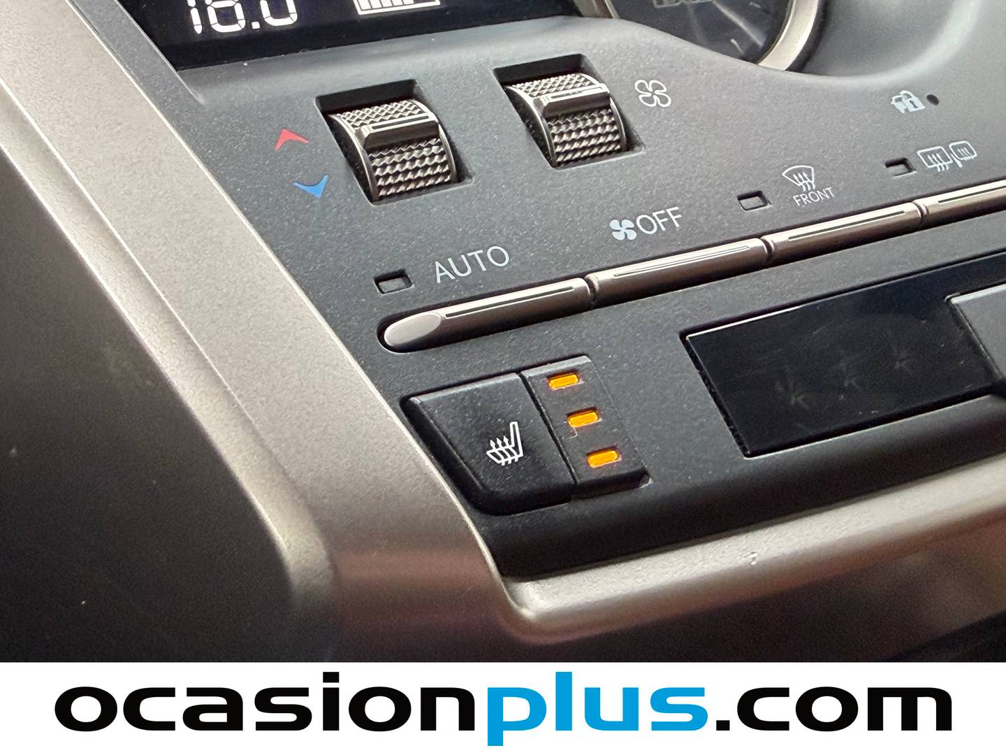 Extras y acabados del Lexus NX Lexus NX 300h Executive Navigation 4WD 145 kW (197 CV)