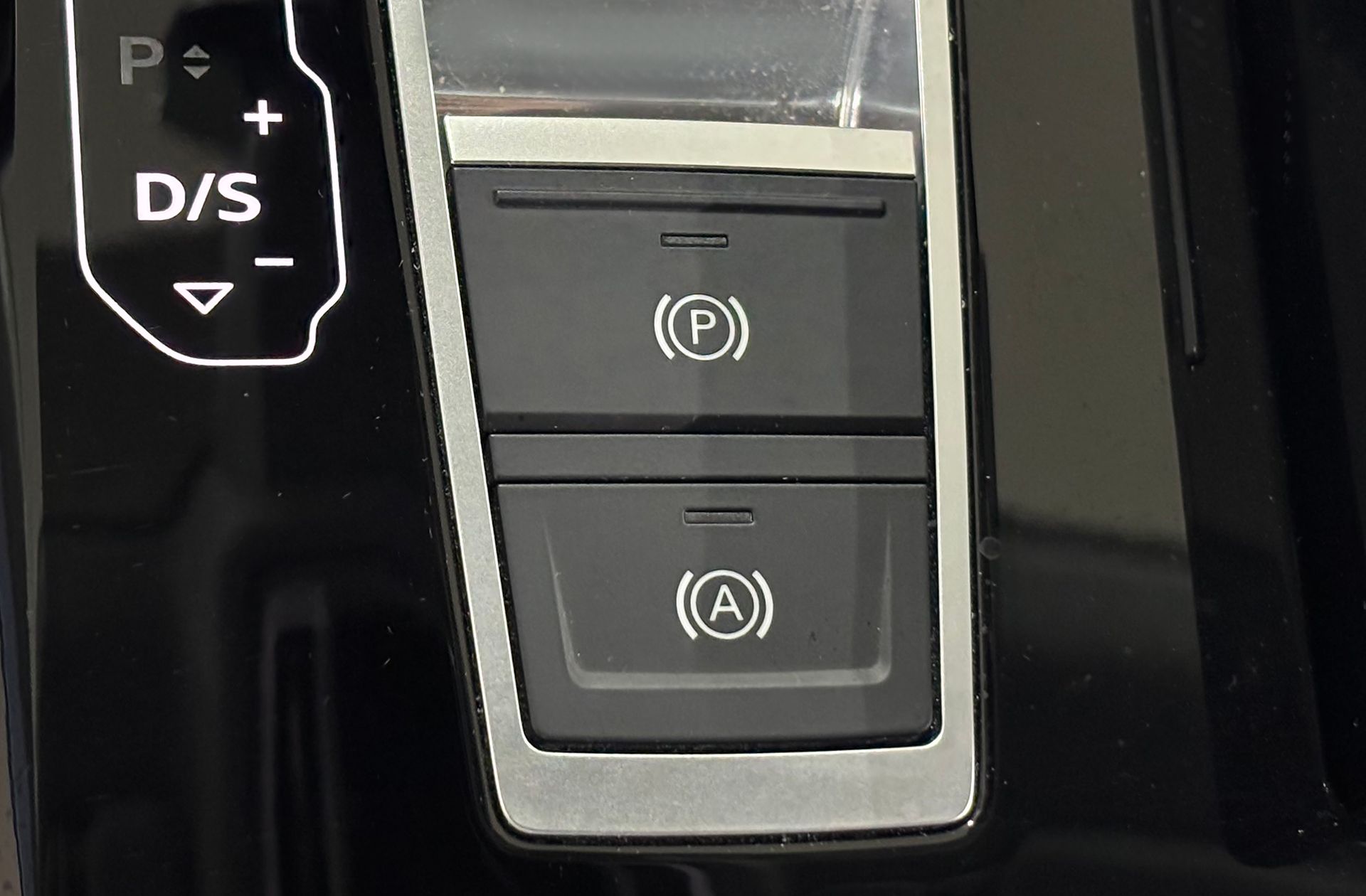 Audi A8 TFSIe 60 TFSIe quattro tiptronic - foto 33