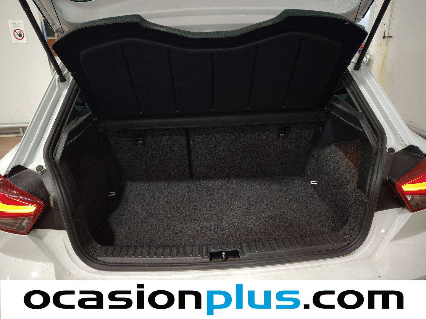 Foto Seat Ibiza SEAT Ibiza 1.0 TGI GNC S&S FR Eco Plus (90 CV)