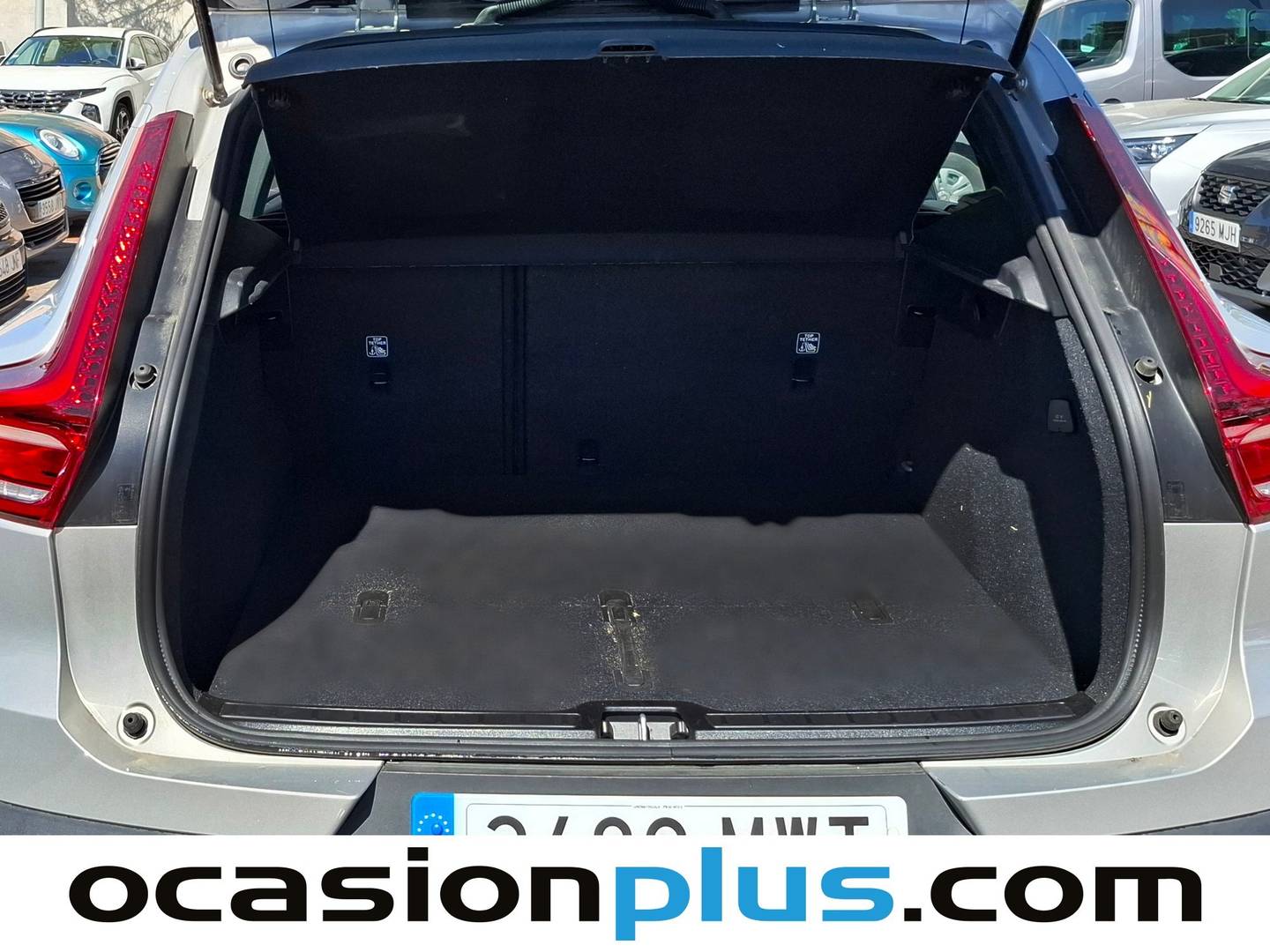 Foto Volvo XC40 Volvo XC40 B3 G Essential Auto (163 CV)