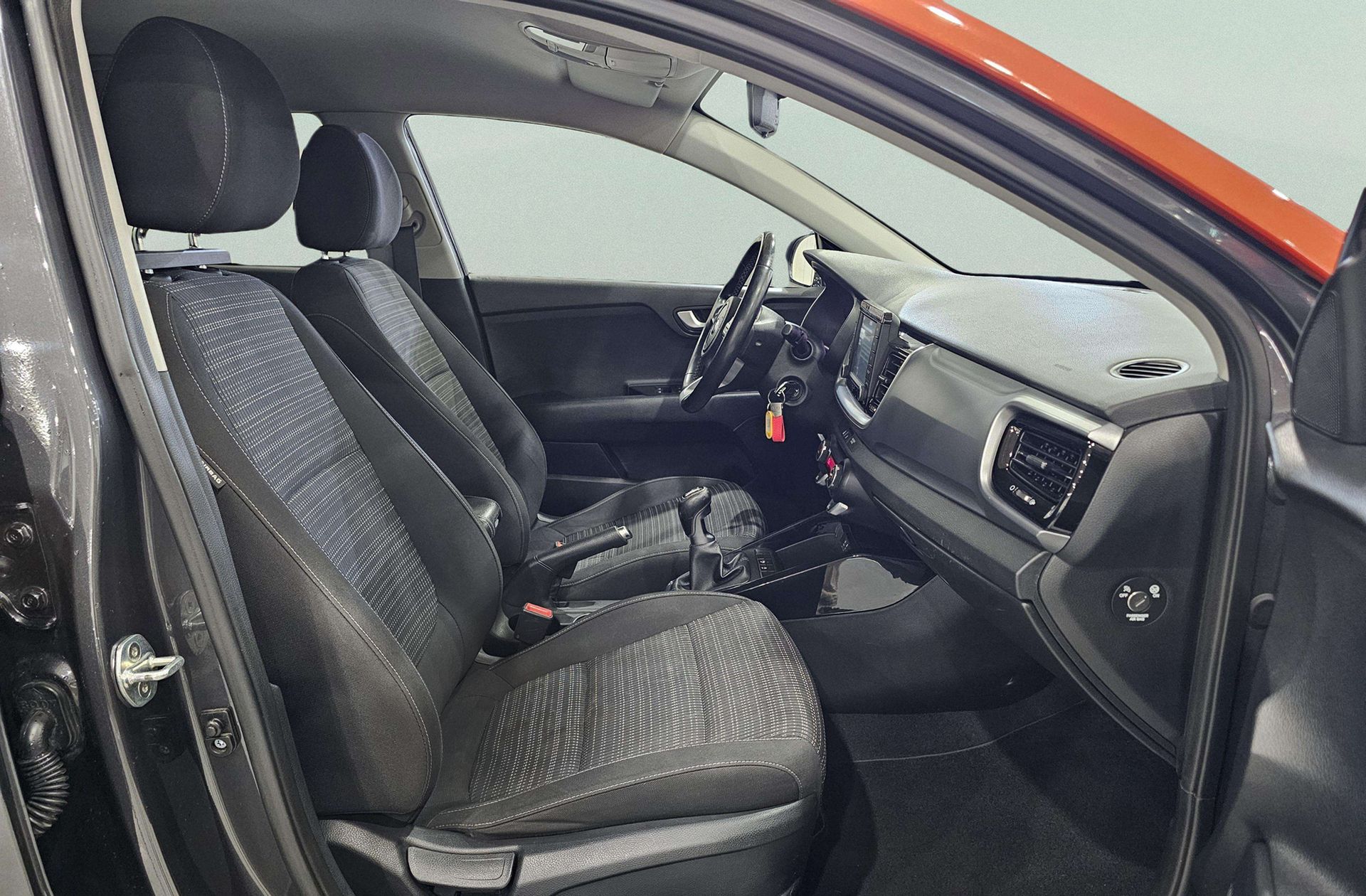 Kia Stonic 1.0 T-GDi Drive - foto 19
