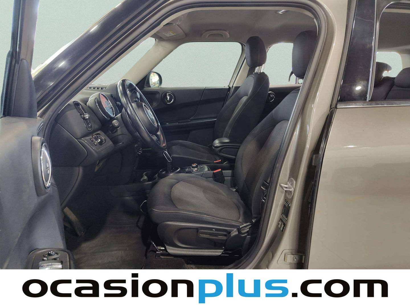 Foto asientos delanteros Mini Countryman Mini MINI Countryman Countryman Cooper (136 CV)