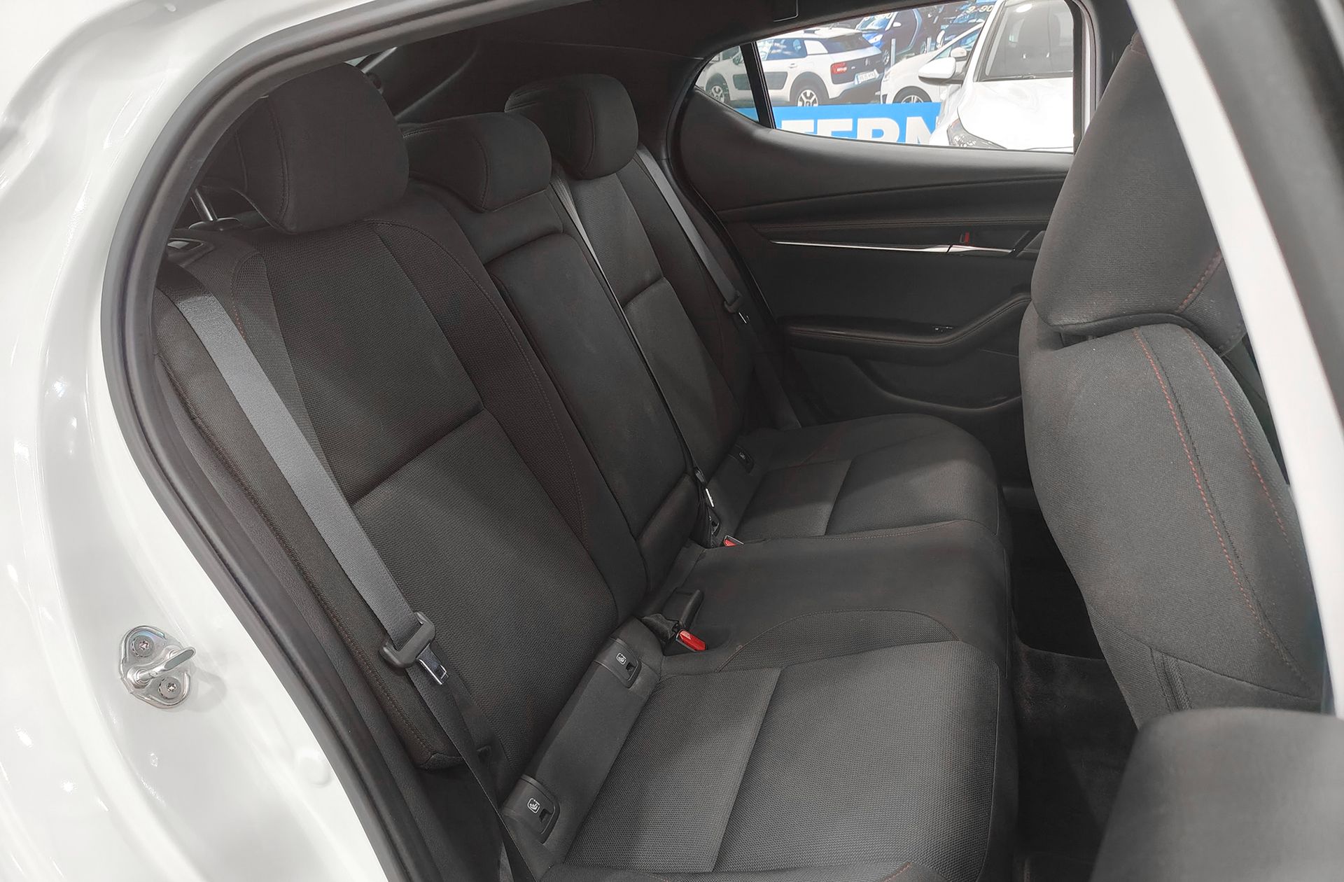 Mazda Mazda3 2.0 e-SKYACTIV-G Homura - foto 20