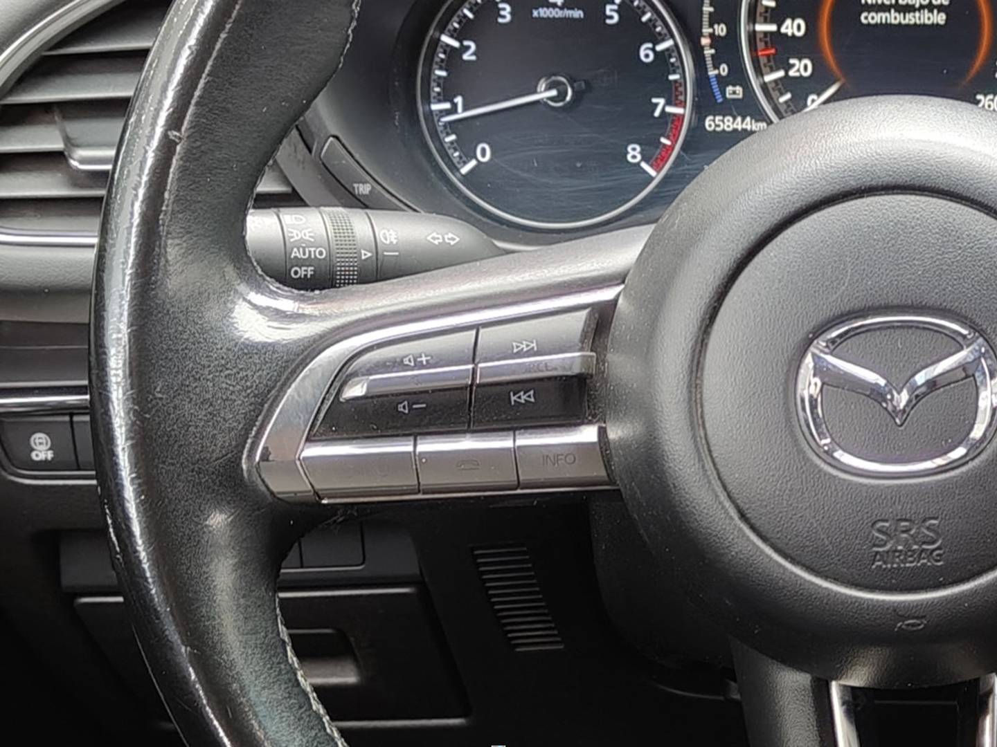 Mazda Mazda3 Mazda Mazda 3 2.0 Skyactiv-G Evolution (122 CV) seminuevo