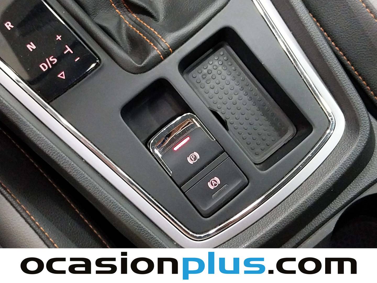 Foto Seat León SEAT León ST 1.8 TSI S&S X-perience Titan Desert 4Drive DSG (180 CV)