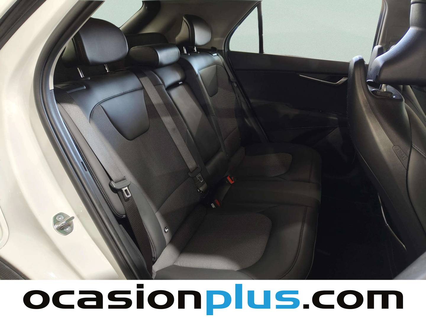 Foto KIA Niro Kia Niro 1.6 GDi HEV Drive (129 CV)