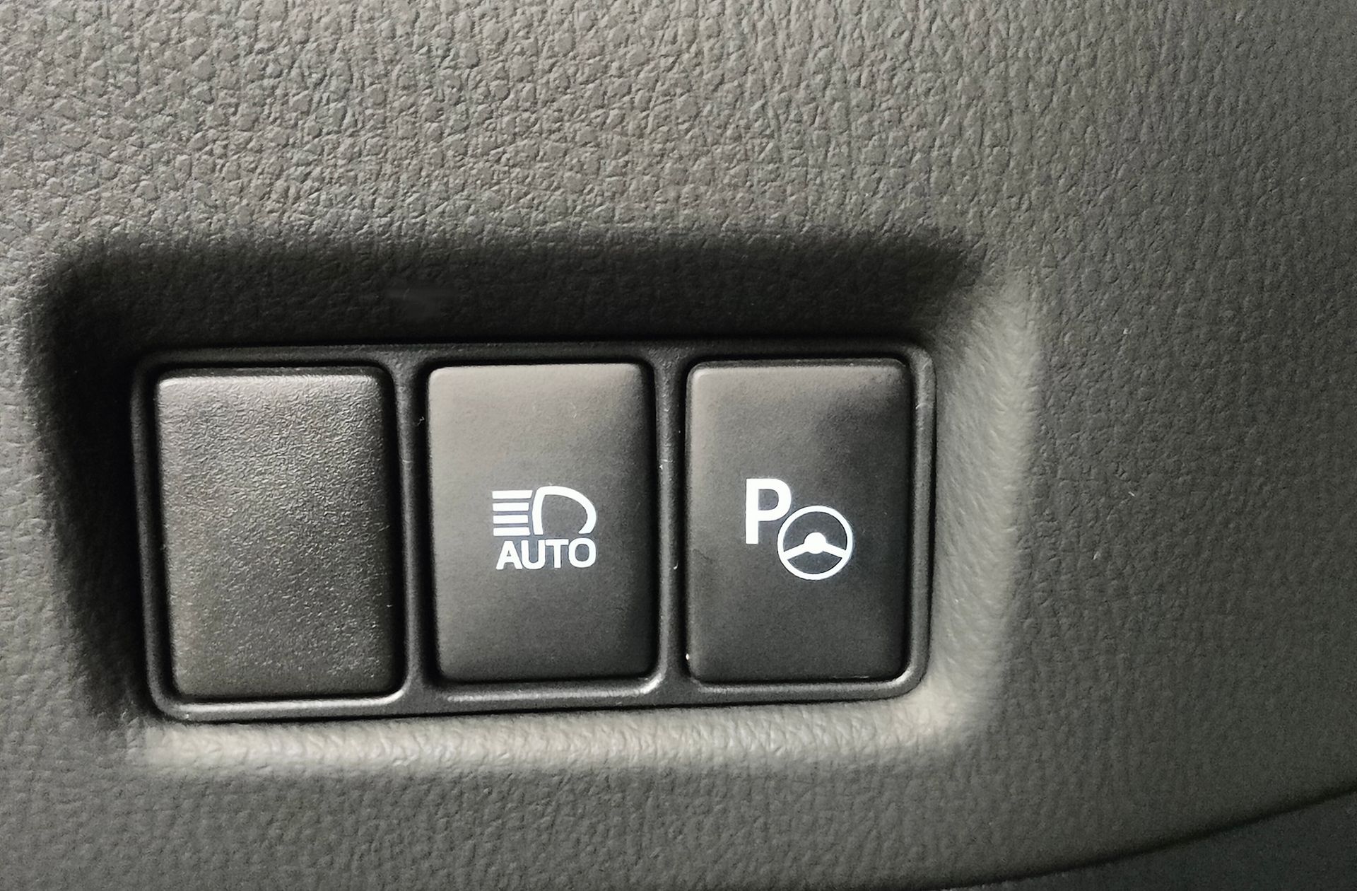 Toyota C-HR 180H GR Sport - foto 11