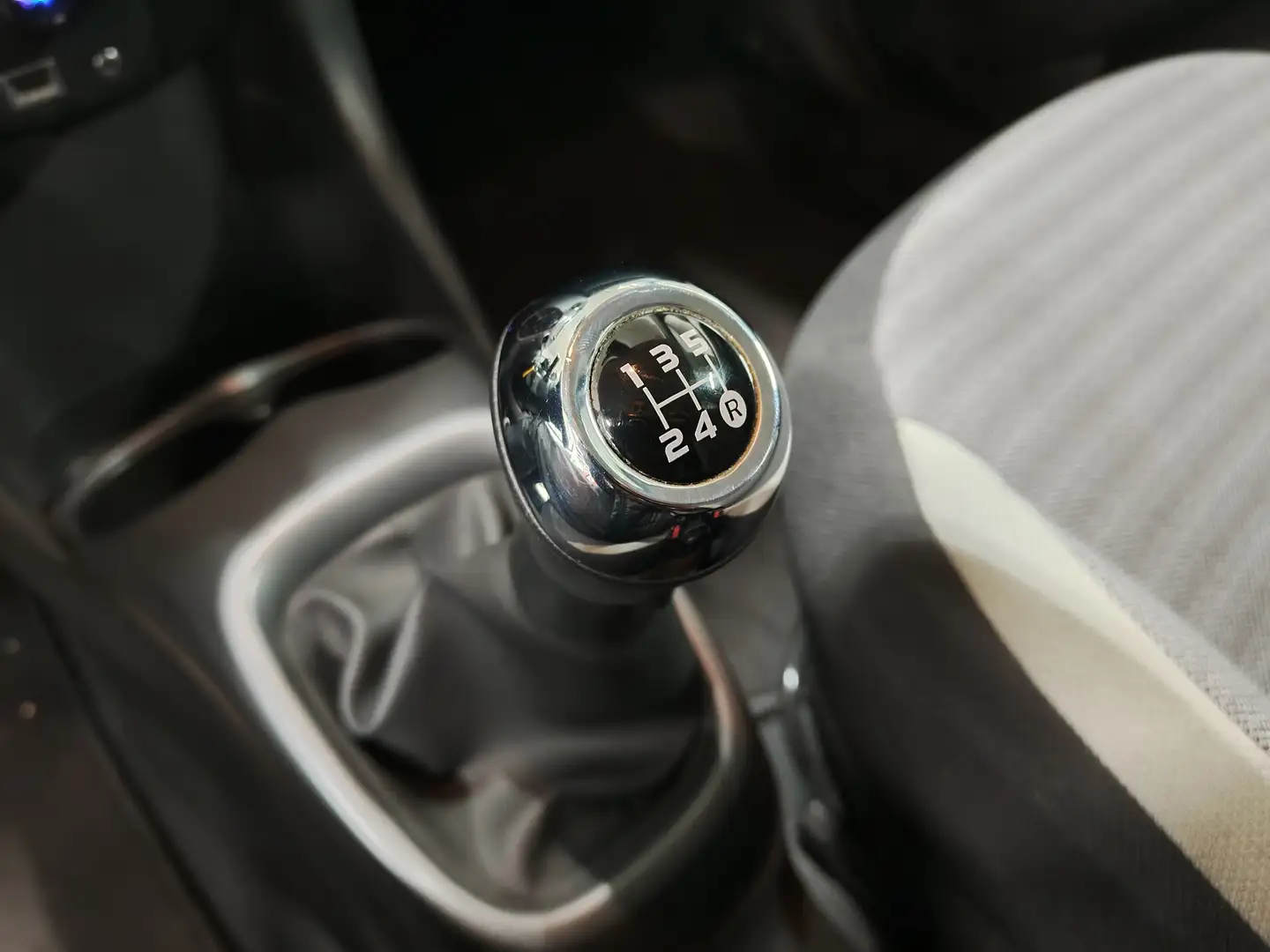 Foto Toyota Aygo Toyota Aygo 1.0 70 x-play (72 CV)