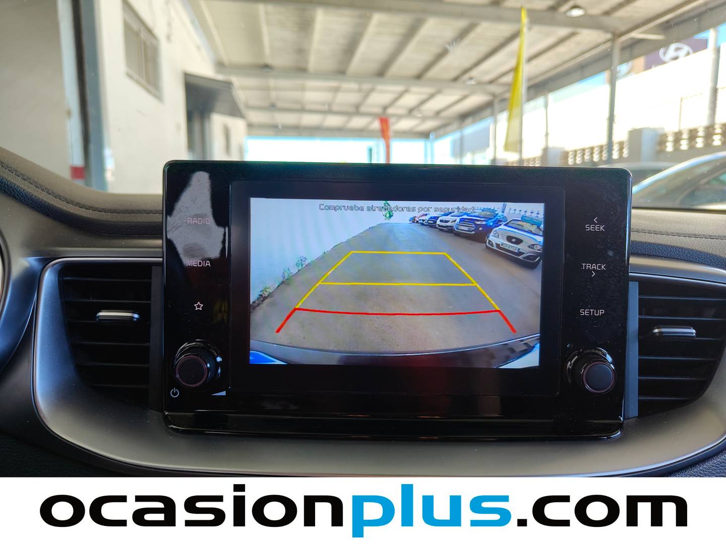 Equipamiento del KIA Ceed KIA Ceed 1.0 T-GDi Drive (120 CV)