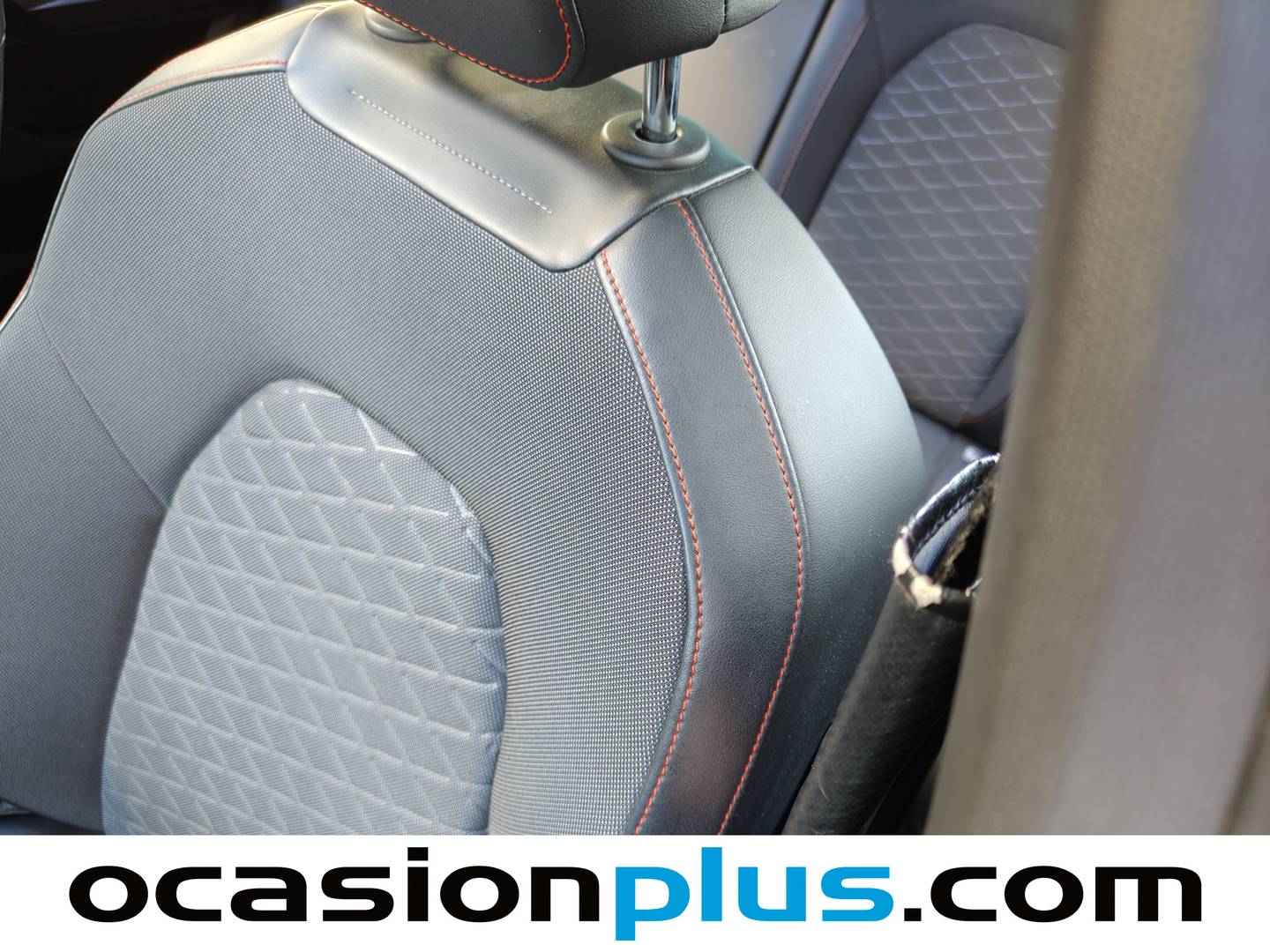 Equipamiento del Seat León Seat León 1.5 TSI S&S FR Go L (150 CV)