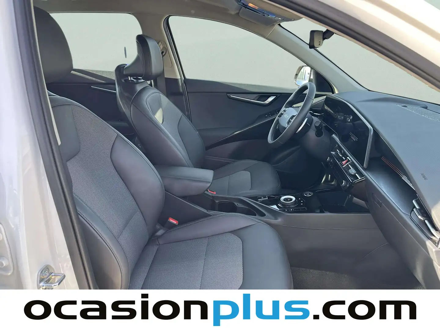 Foto KIA Niro Kia Niro 1.6 GDi HEV Drive (141 CV)