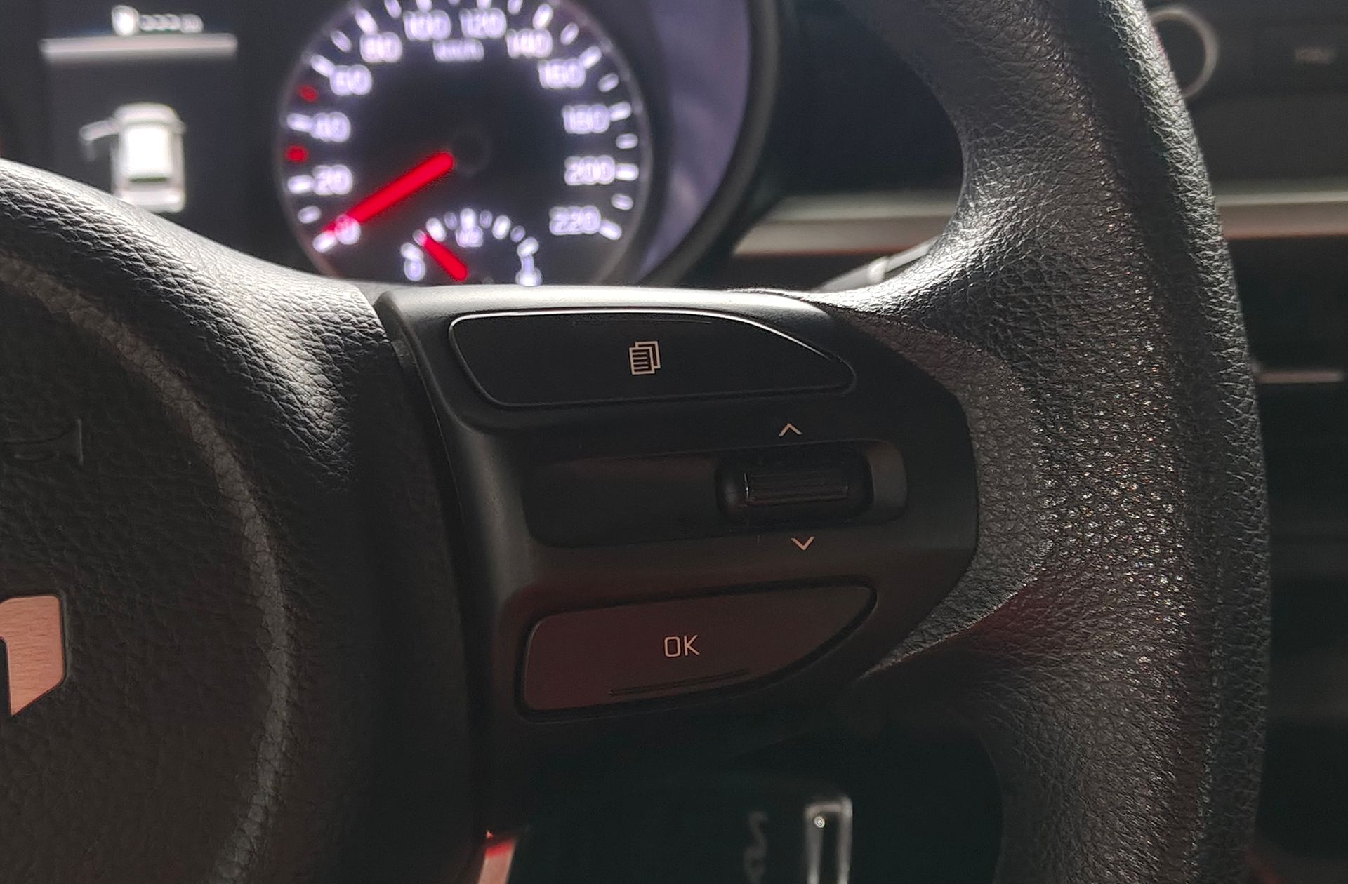 Kia Picanto 1.0 DPi Concept Pack Comfort - foto 24