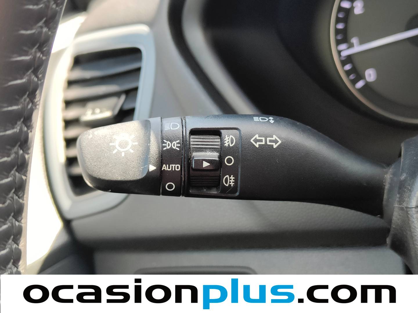 Extras del Hyundai i20 Hyundai i20 1.2 MPI Elegant Nav (84 CV)
