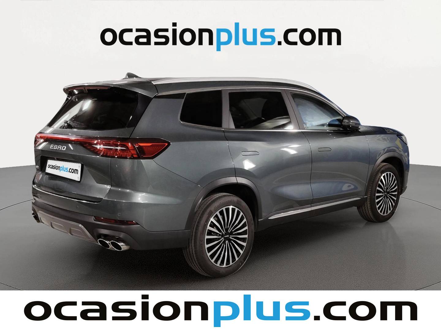 Foto trasera EBRO S800 EBRO S800 1.6 TGDI Premium DCT (147 CV) 7 Plazas derecha