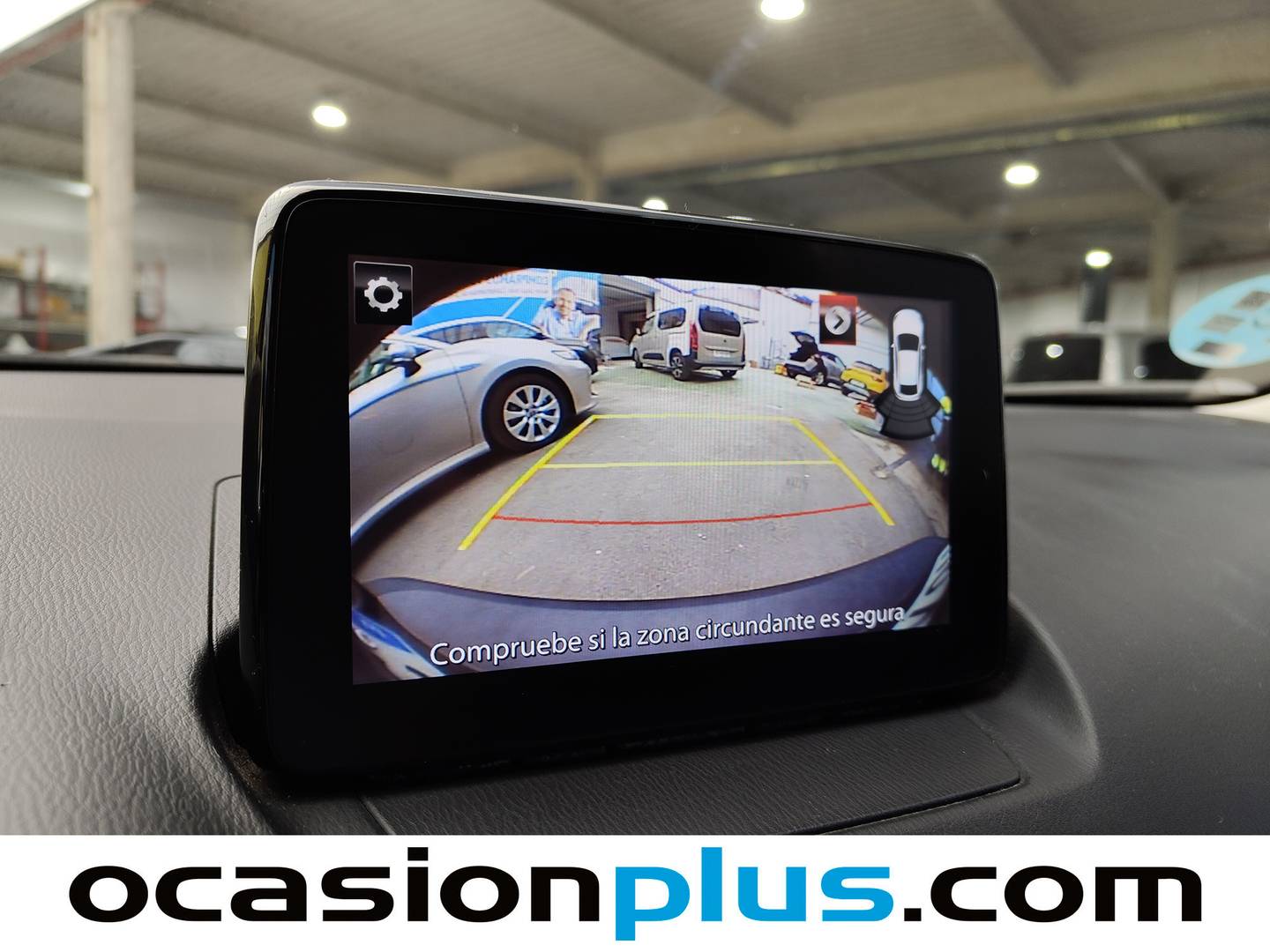 Equipamiento del Mazda CX-3 Mazda CX-3 2.0 SKYACTIV GE Luxury 2WD (120 CV)