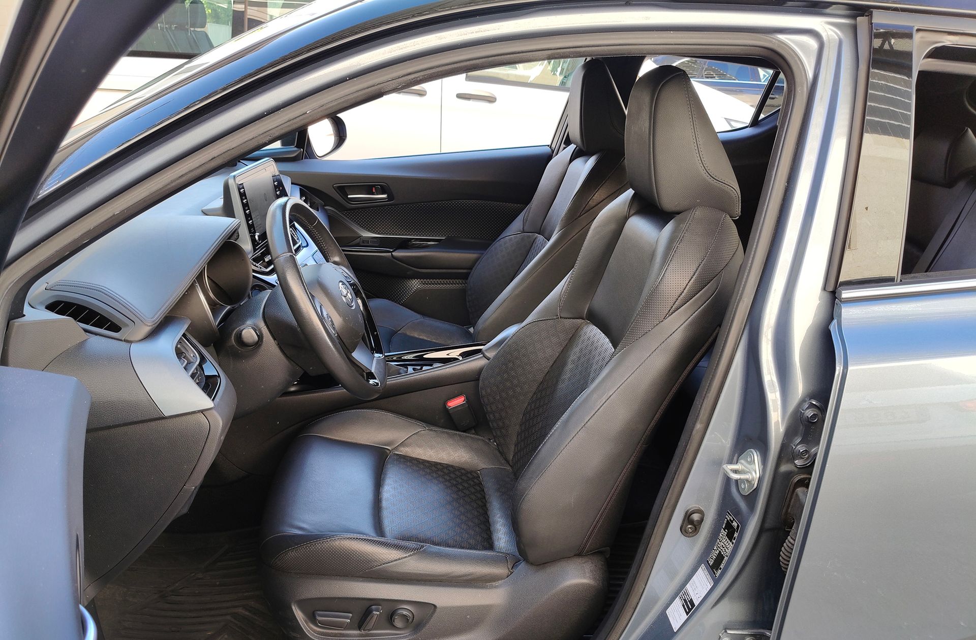 Toyota C-HR 180H Advance Luxury - foto 9