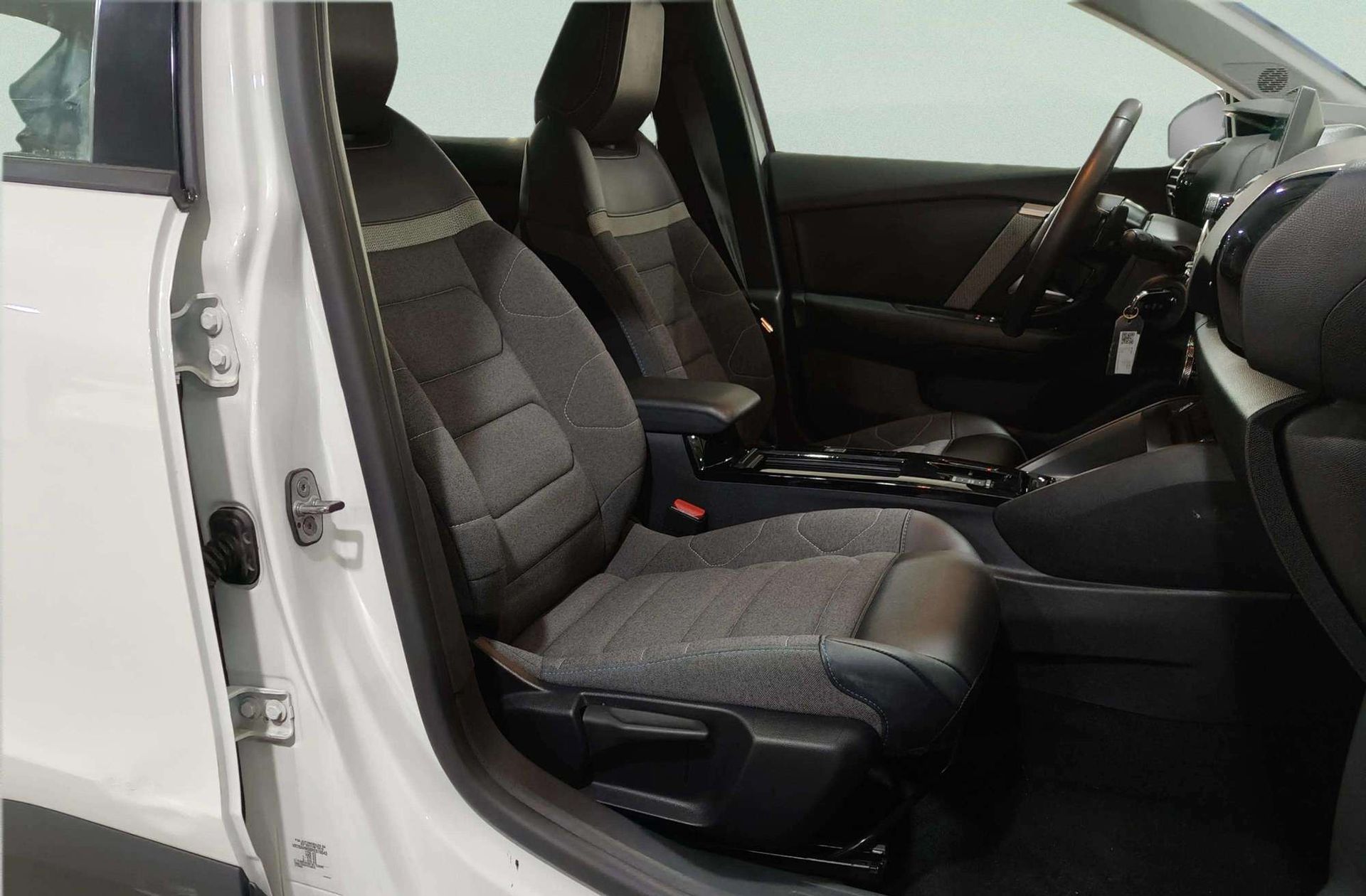 Citroën C4 PureTech 130 Plus EAT8 - foto 17