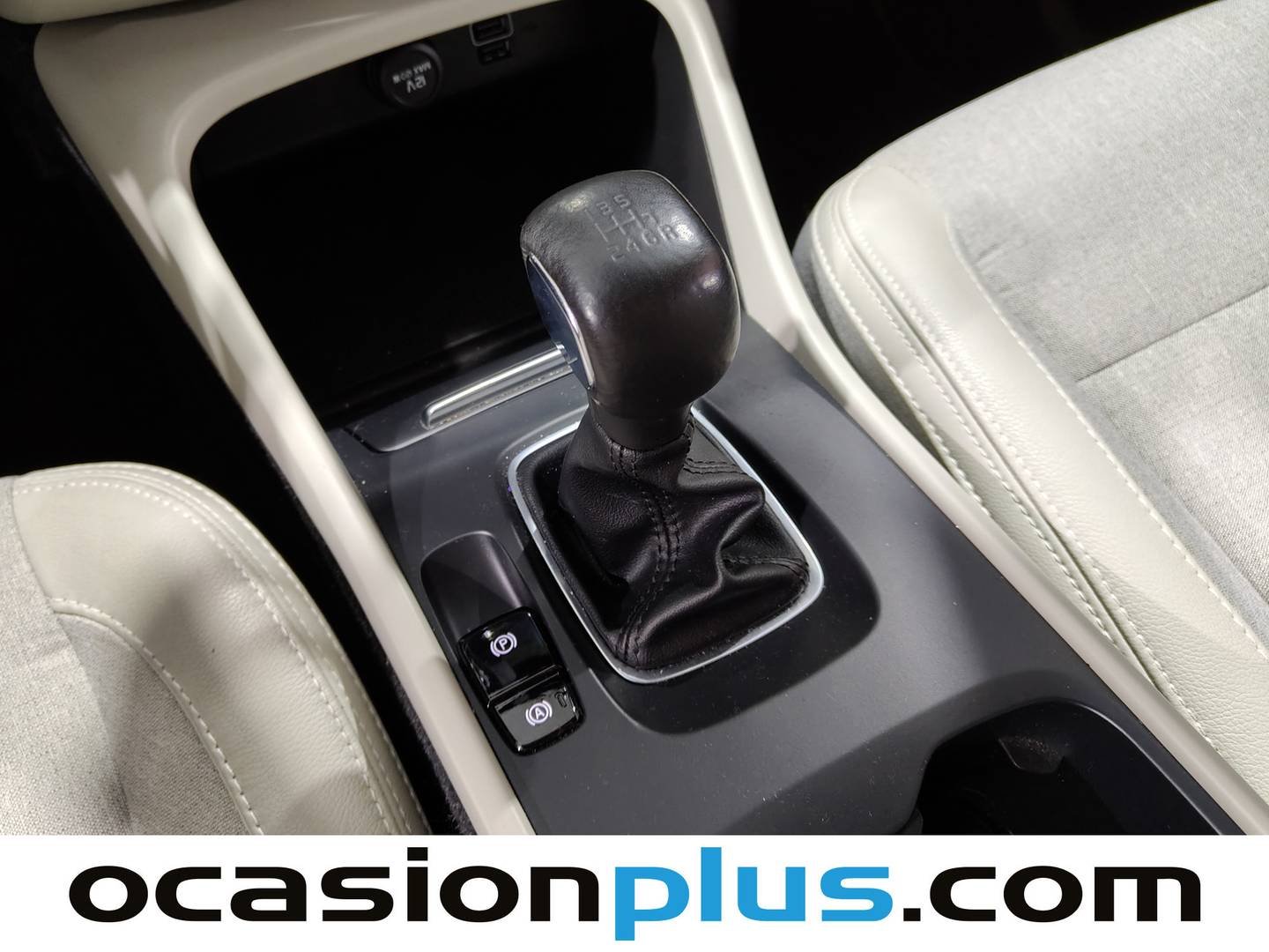 Volvo XC40 Volvo XC40 T3 Business Plus (163 CV) de segunda mano