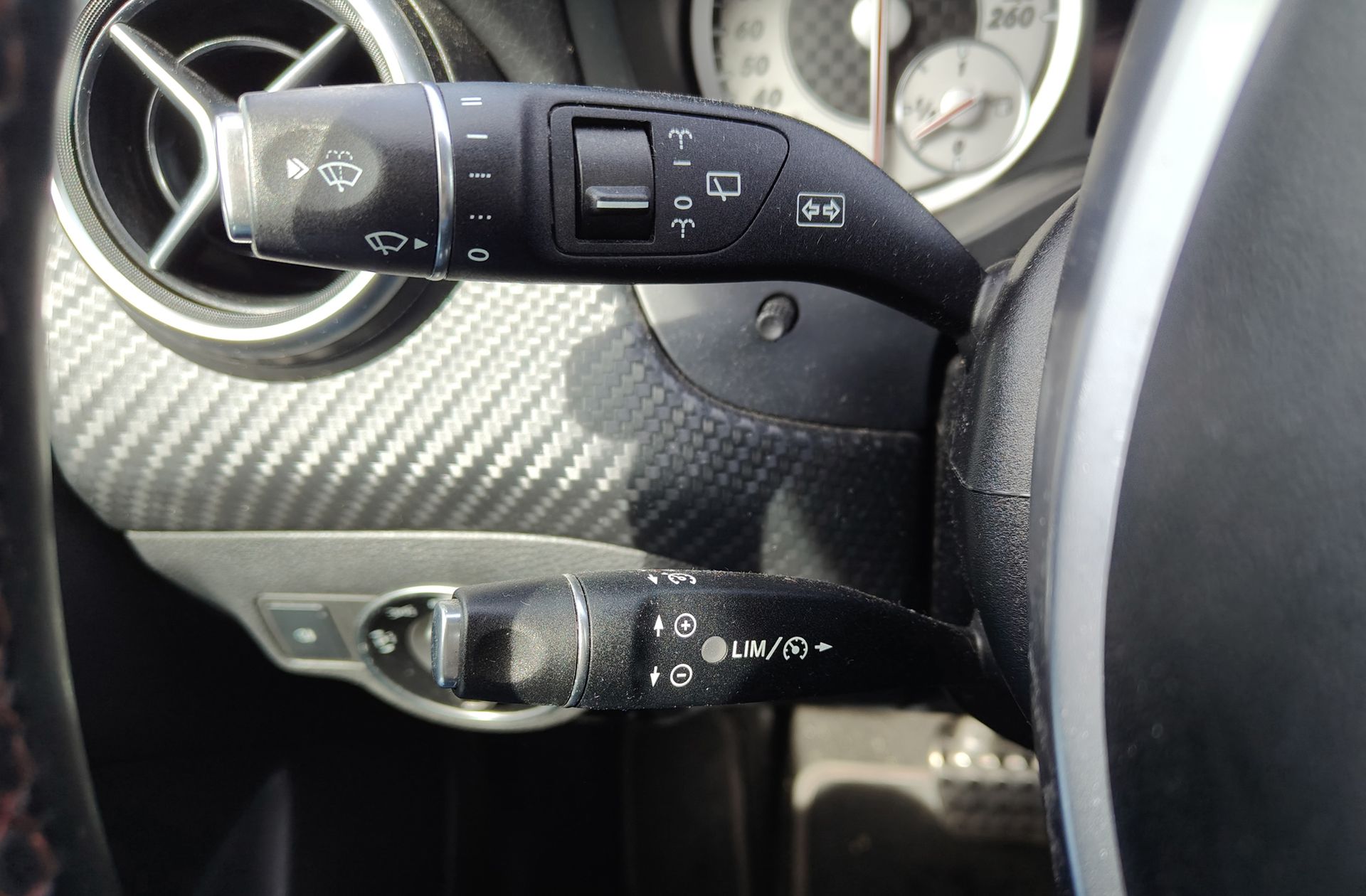 Mercedes-Benz Clase A 180 CDI AMG Line - foto 25