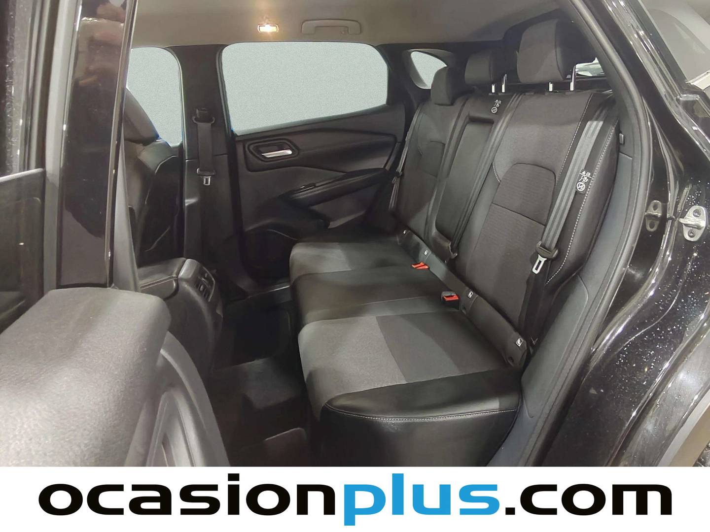 Foto asientos traseros Nissan QASHQAI Nissan Qashqai DIG-T 140 N-Connecta (140 CV)