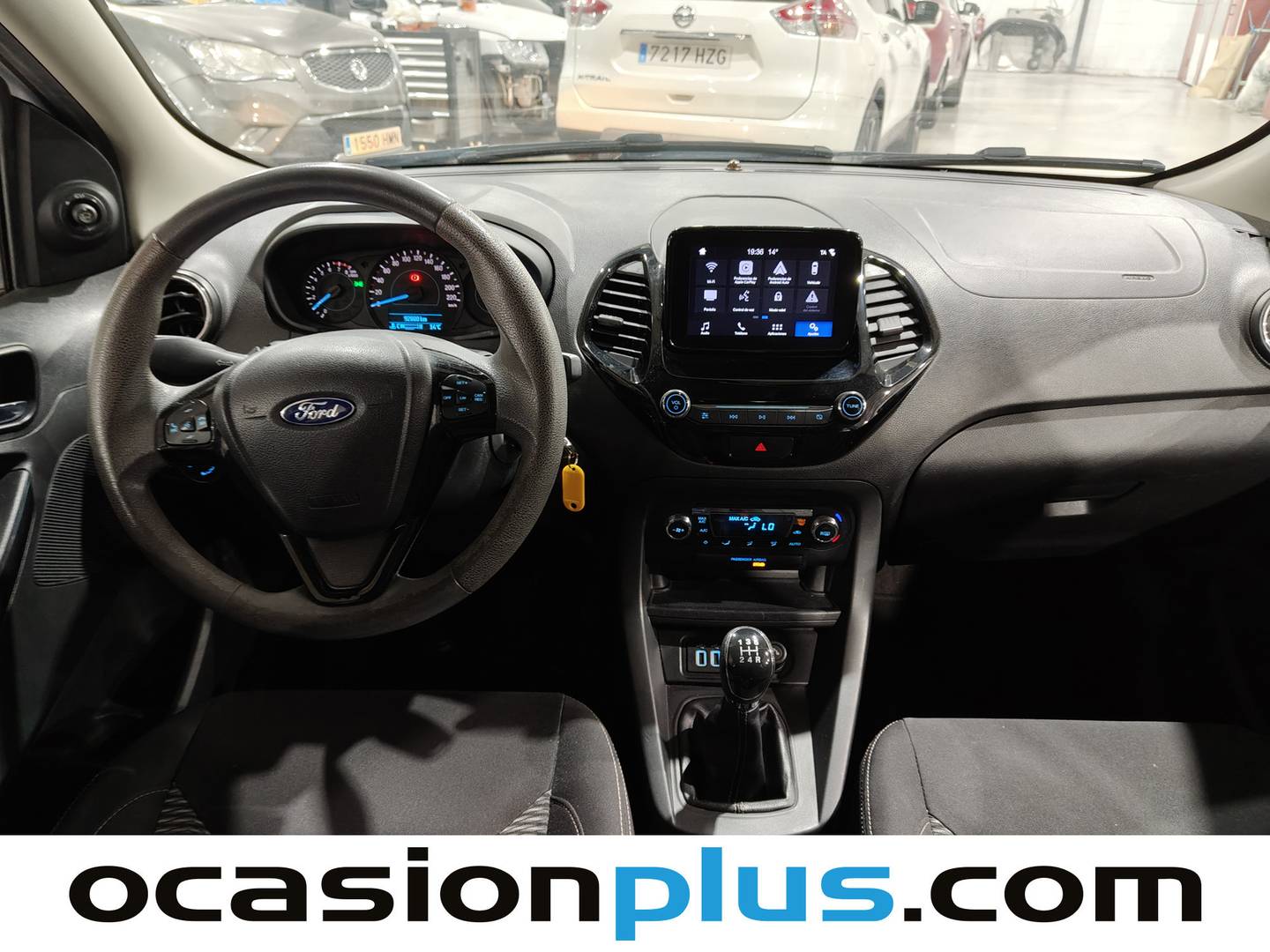 Foto Ford Ka+ Ford Ka+ 1.2 Ti-VCT White Edition (85 CV)