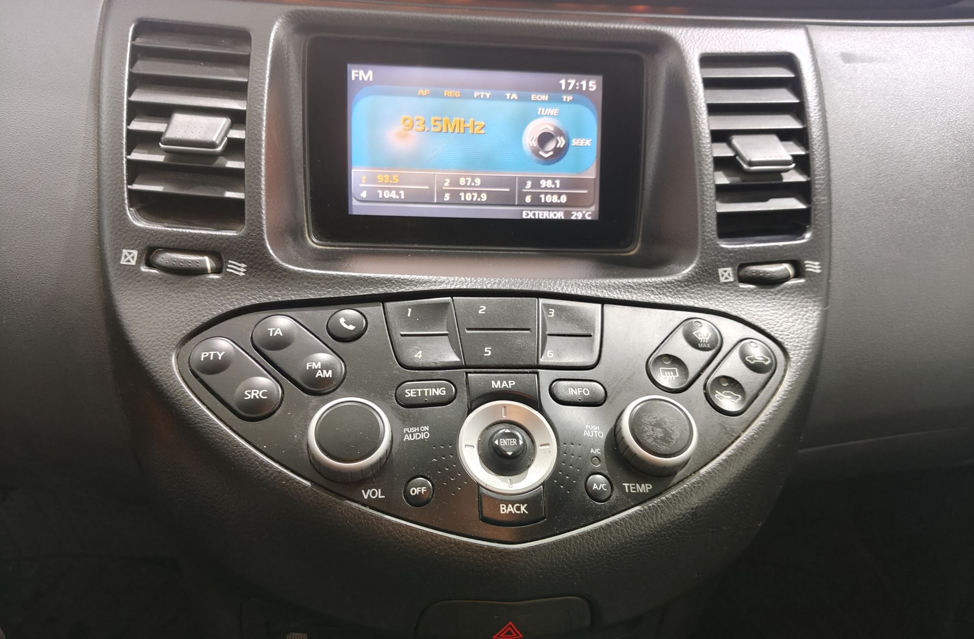 Nissan Primera 1.6 Visia - foto 21
