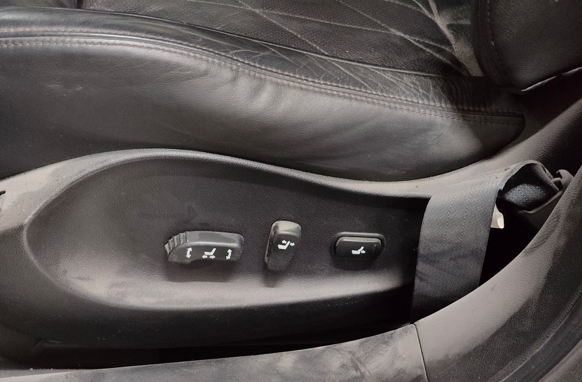 Infiniti FX 50 S V8 AWD - foto 16