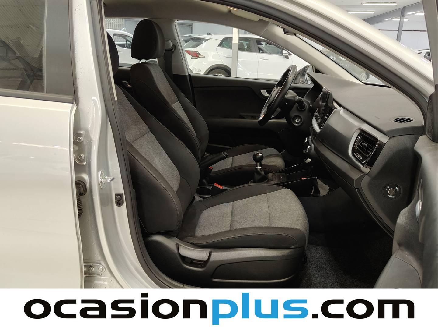 KIA Stonic KIA Stonic 1.2 DPi Drive (79 CV) manual