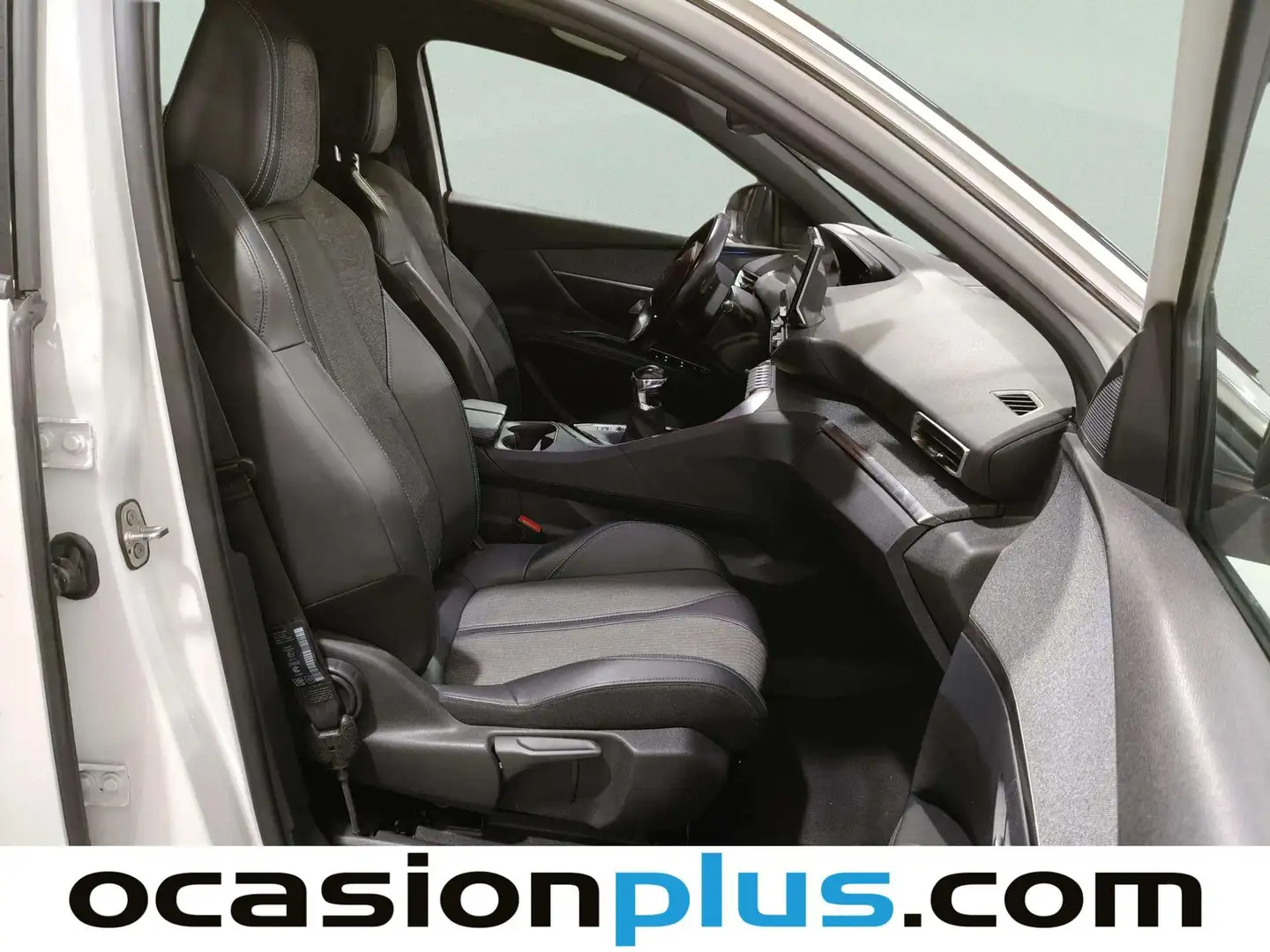 Foto Peugeot 3008 Peugeot 3008 PureTech 130 S&S Allure Pack (130 CV)