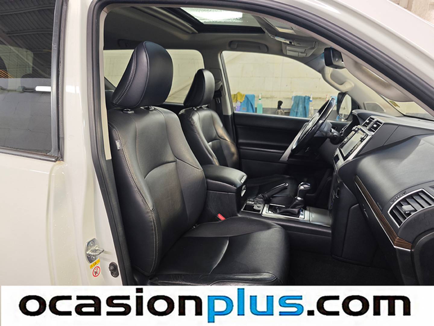 Foto Toyota Land Cruiser Toyota Land Cruiser 2.8 D-4D VXL Auto (177 CV)