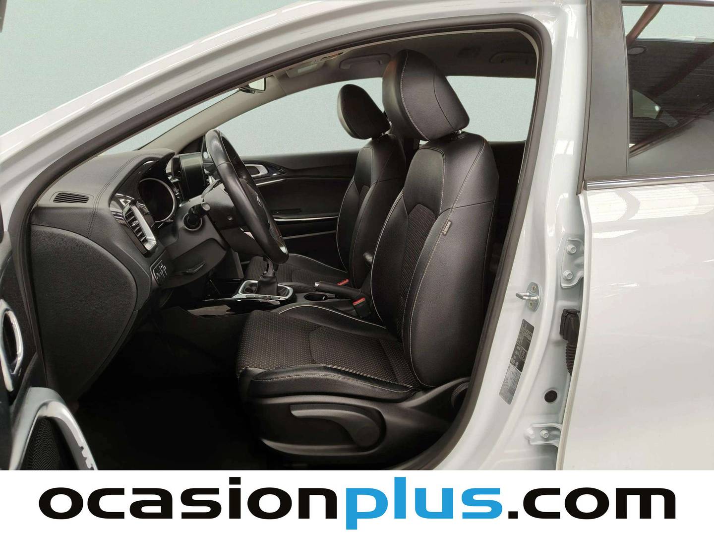 Foto asientos delanteros KIA Ceed Tourer KIA Ceed Tourer 1.6 CRDi Tech (115 CV)