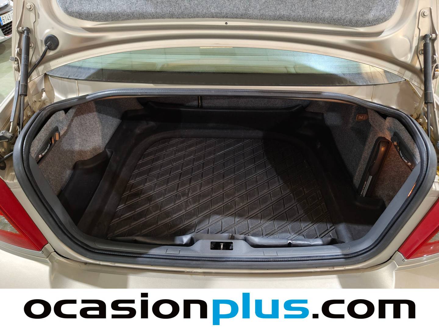 Fotos maletero Volvo S80 Volvo S80 2.4 Momentum (140 CV)