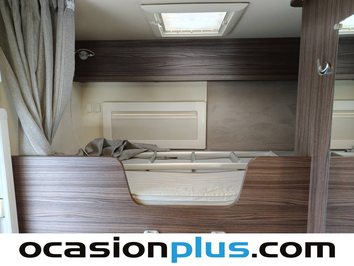 Benimar Sport 323 Benimar Sport 323 Design (150 CV) 7 Plazas seminuevo