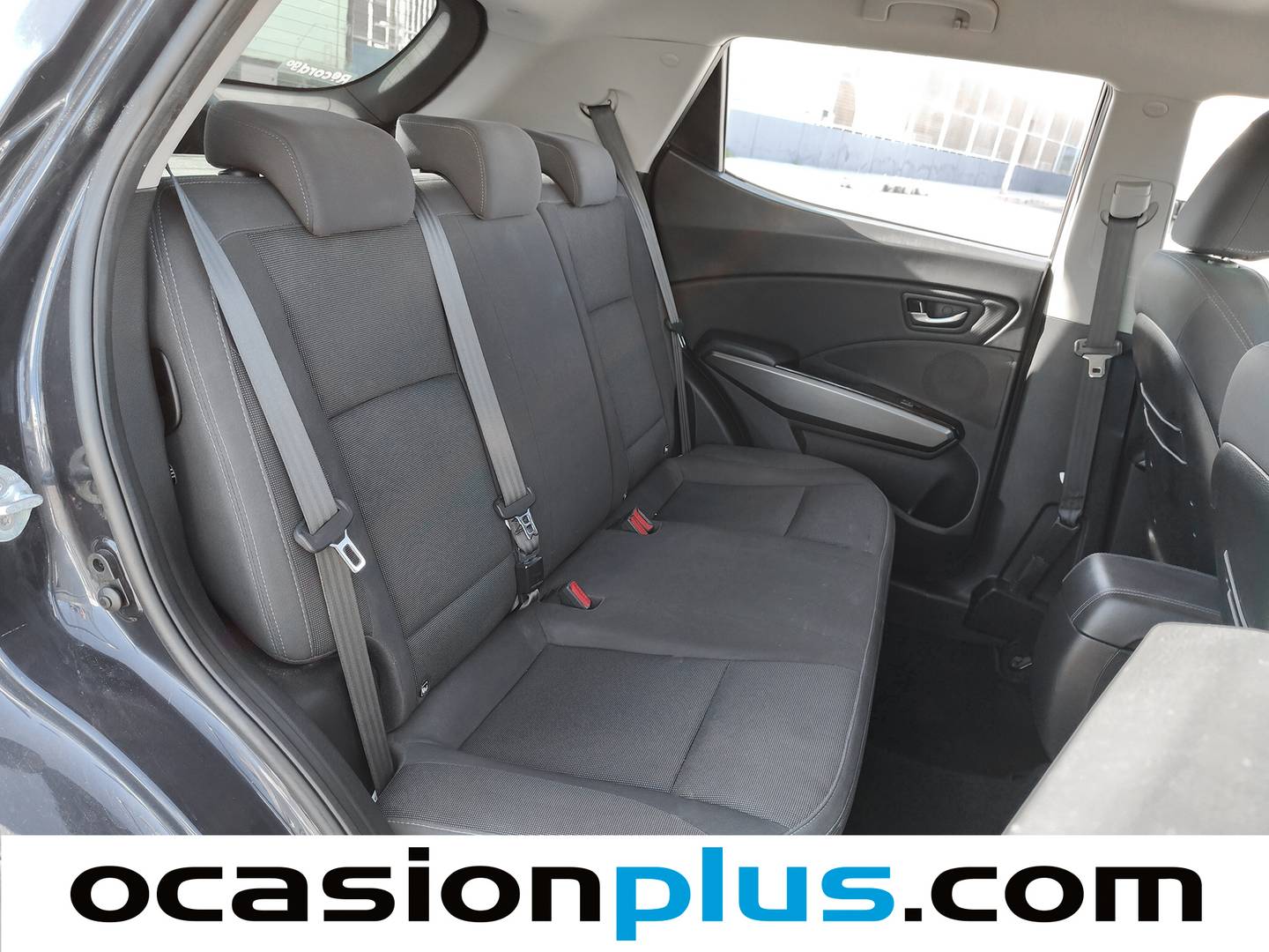 Foto SsangYong Tivoli Ssangyong Tivoli G12T Urban Plus (128 CV)